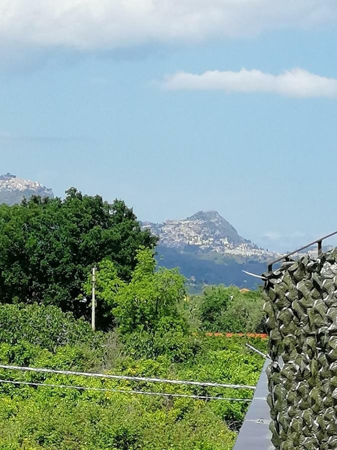 Apartamento Casa Jolie Fiumefreddo di Sicilia Exterior foto